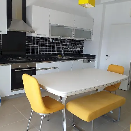 Side Felicia Residence 3 Bedroom Penthouse With Roof Terrace Apartmán Side